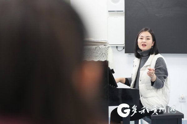 姜筑虹的声乐课