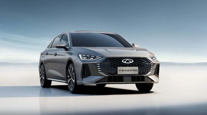 奇瑞艾瑞泽 8 PRO 官图公布，A+ 级自主燃油家轿