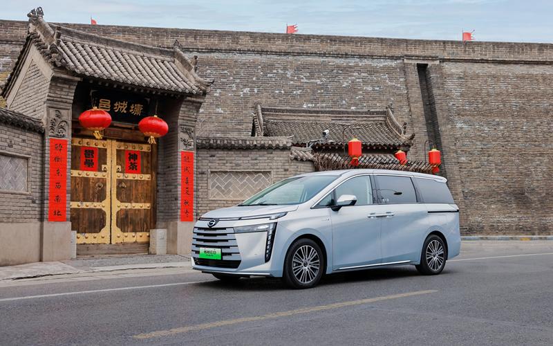 广汽传祺E8 PRO+上市，限时一口价20.98万元