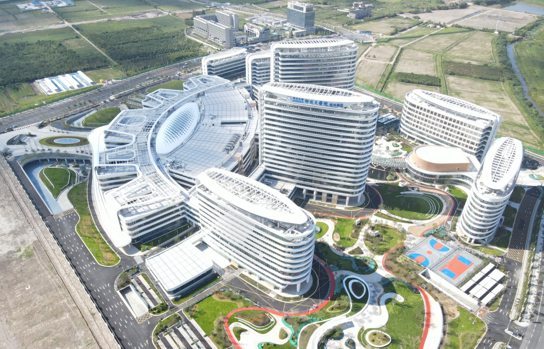 图为中科智能浙大邵逸夫医院绍兴院区智能化工程