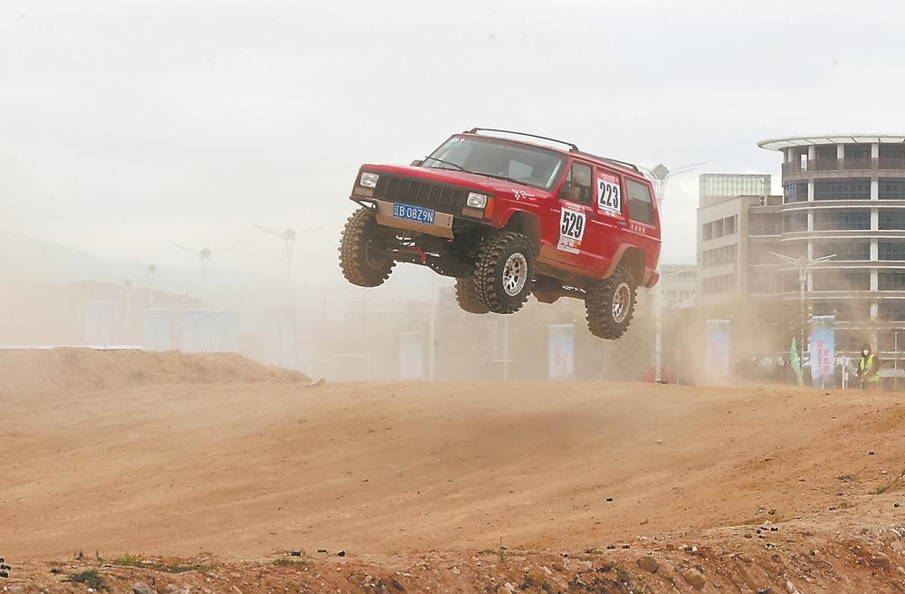 驰骋竞速感受越野激情