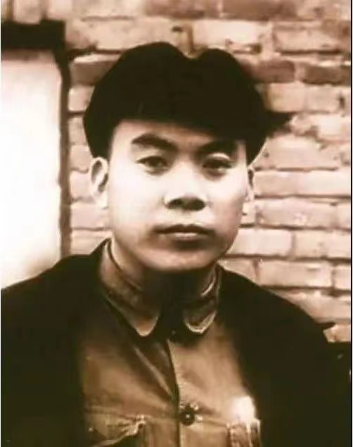 張興忠(1950-1974任職)