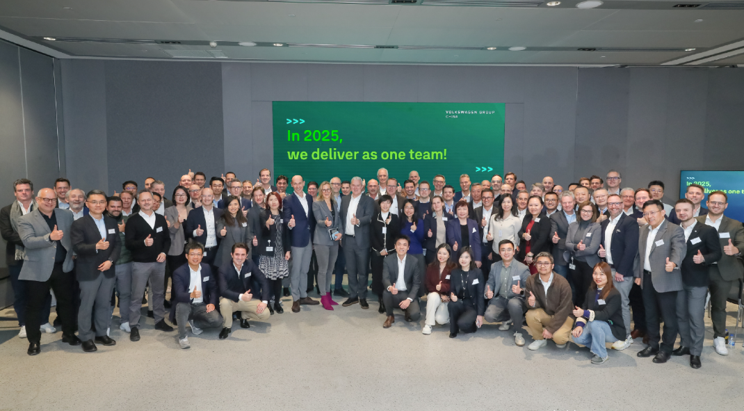 智电转型关键年,大众中国CEO站上了办公桌