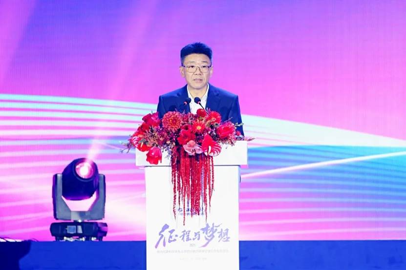 (图为喻筠致辞)