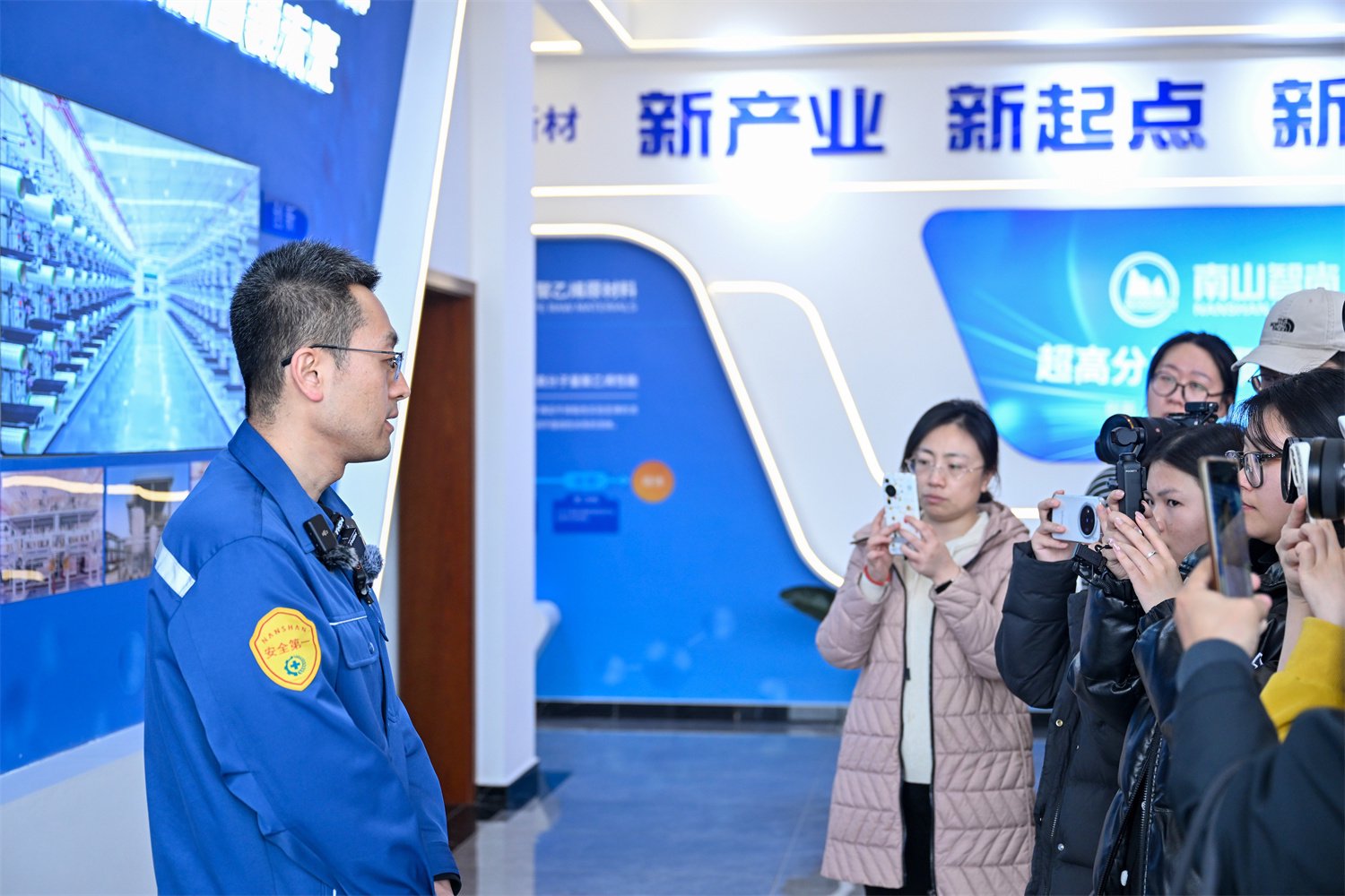 南山智尚精纺公司副总经理栾文辉
