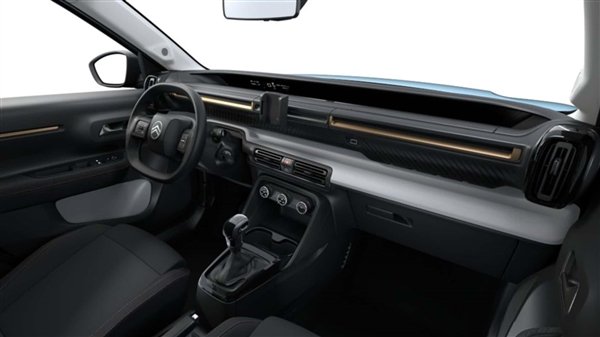 大道至简！雪铁龙、欧标售卖无中控屏新车：换成手机支架