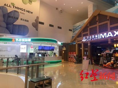 6層萬達影城正常營業 侯春萍/攝