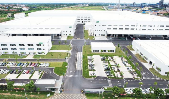 湖北三棵树新材料科技有限公司。 （何博 摄）