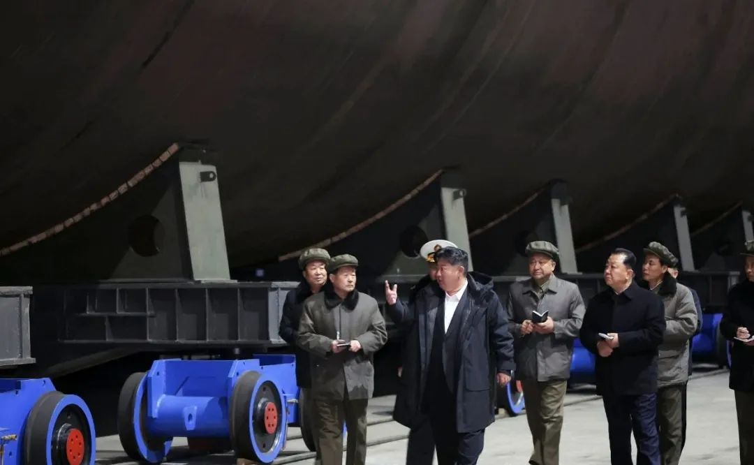 从水面舰艇到潜艇,朝鲜的军工发展路径一脉相承。