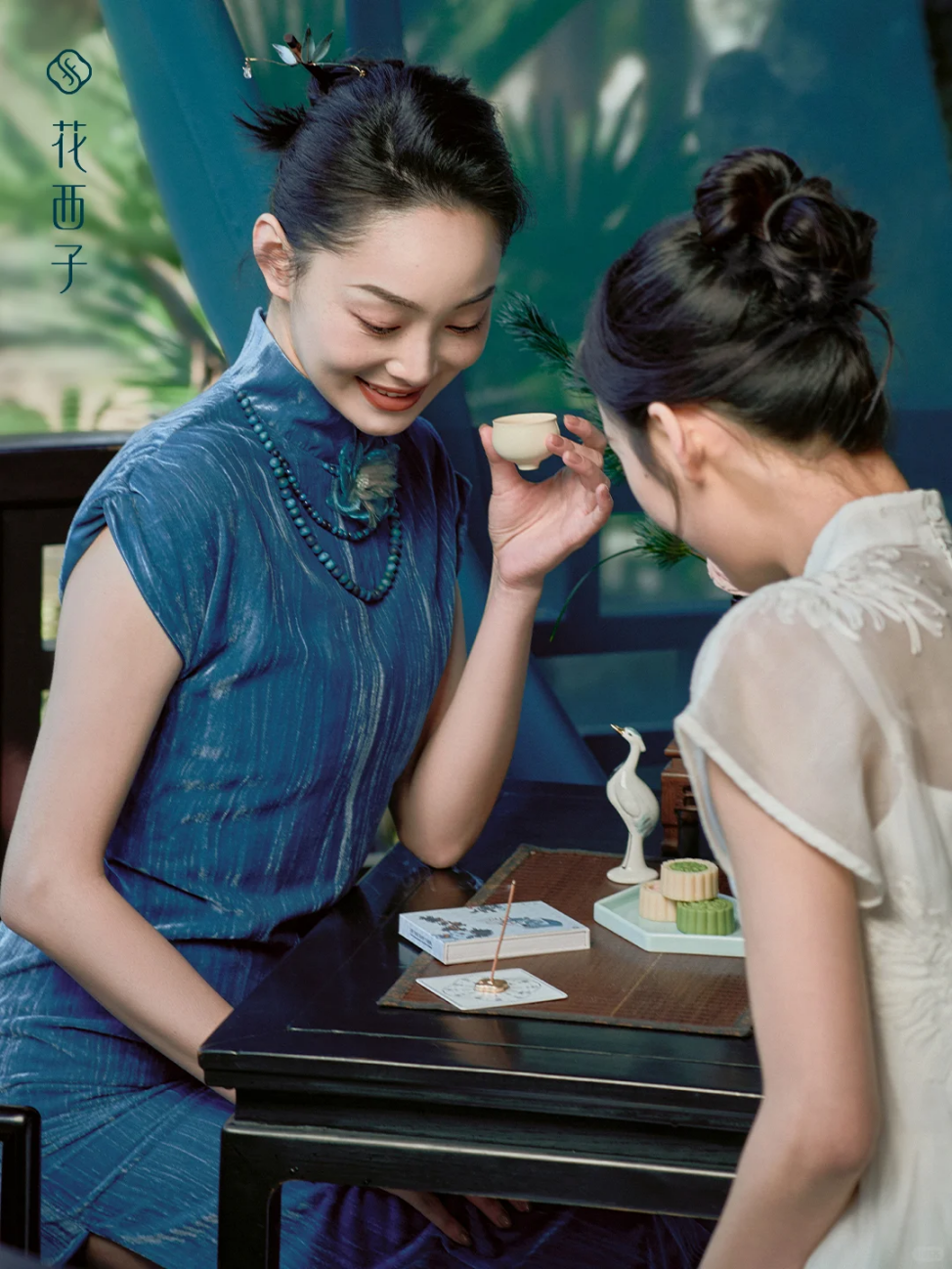 图说:花西子新品“游园口袋线香”