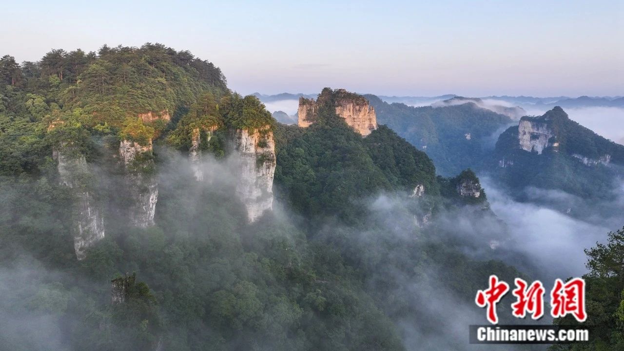 貴州施秉雲台山。磨桂賓 攝
