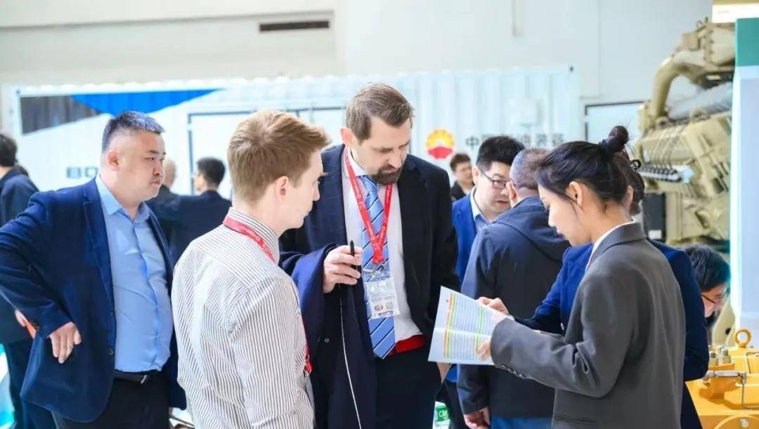 (采购对接会现场)