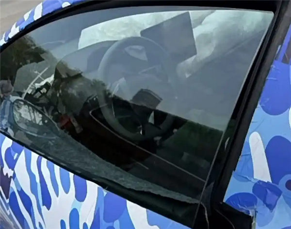 30万级平民超跑！比亚迪腾势谍照曝光：性能比肩保时捷911