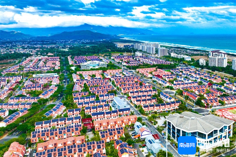 俯瞰陵水海归小镇。资料图