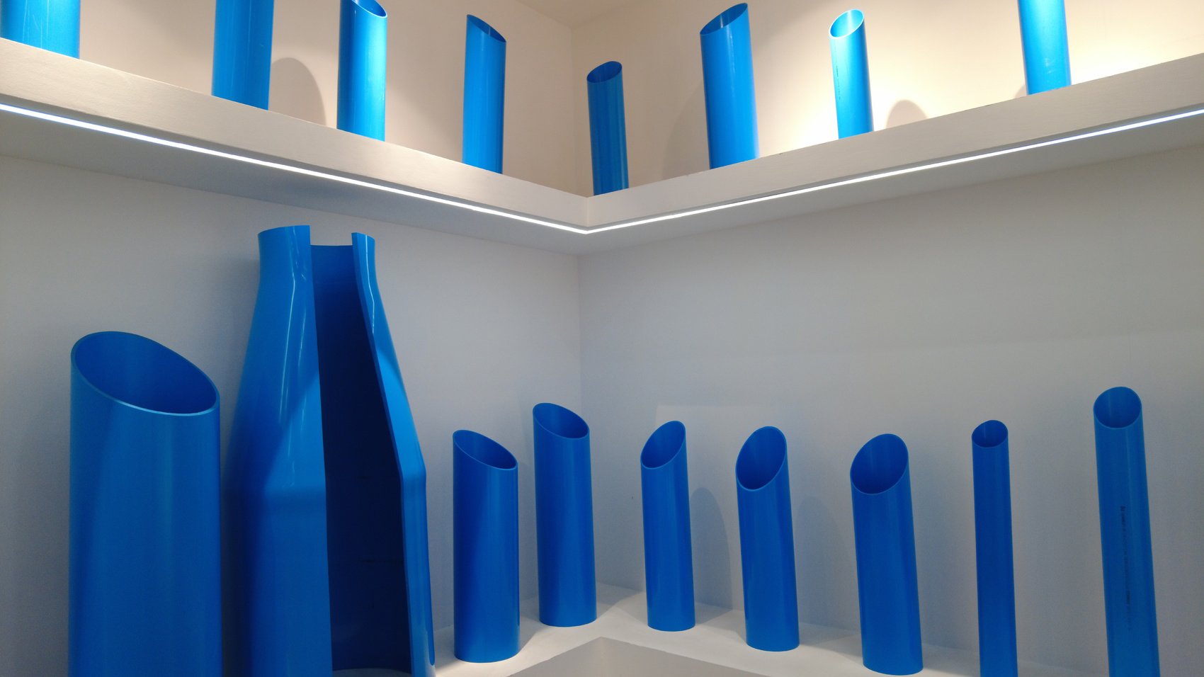 宜宾天亿新材料科技有限公司生产的新型PVC-O管材。 罗顺 摄