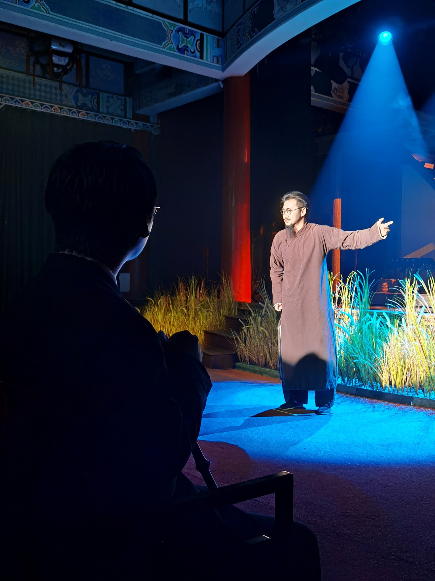 《魁閣時代》在雲南大學至公堂公演 聞一多發表最後一次演講 扮演者:樊奕辰