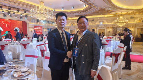与国医节中医文化国际传播盛典和会长 贺洪超