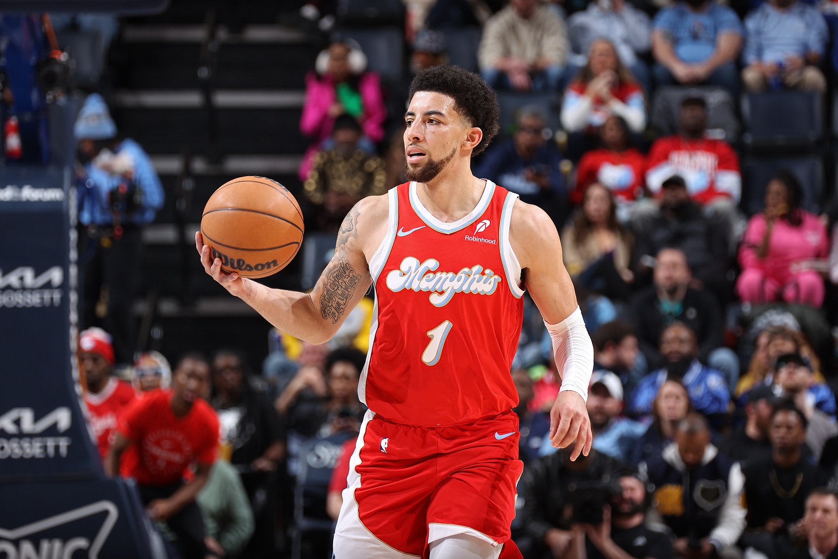 孟菲斯小库里！小皮蓬首节三分4中4轰下14分2板2助 正负值+12