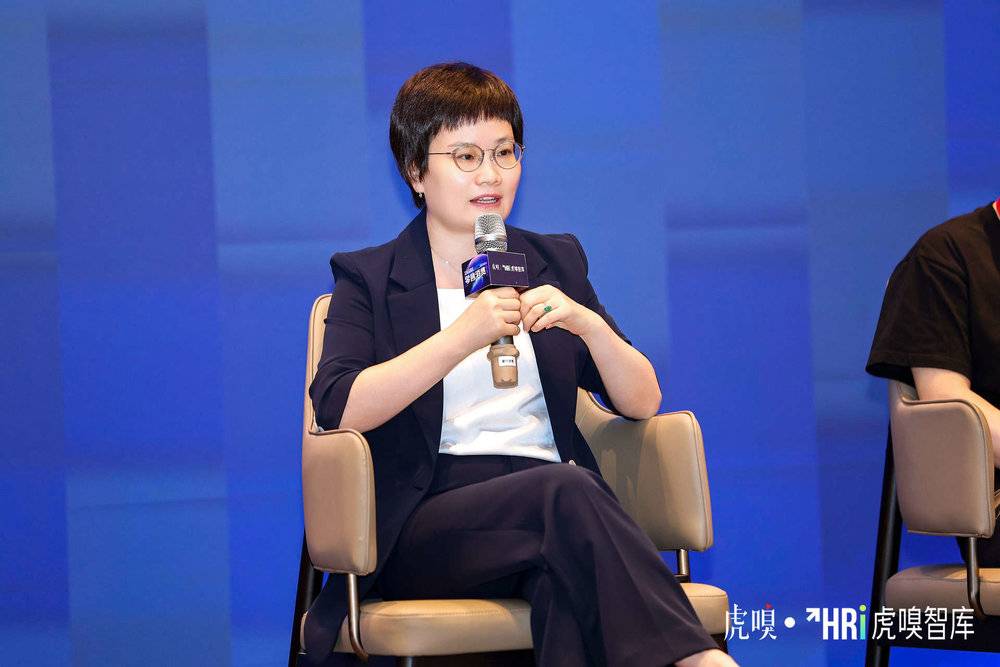 香港城市大學計算機科學系講座教授、計算學院院長汪建平