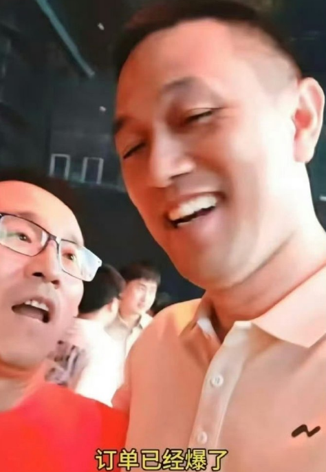 蔚来乐道员工炫耀“卖爆了”被沈斐批评：我们还在复读，别人已经本硕博了