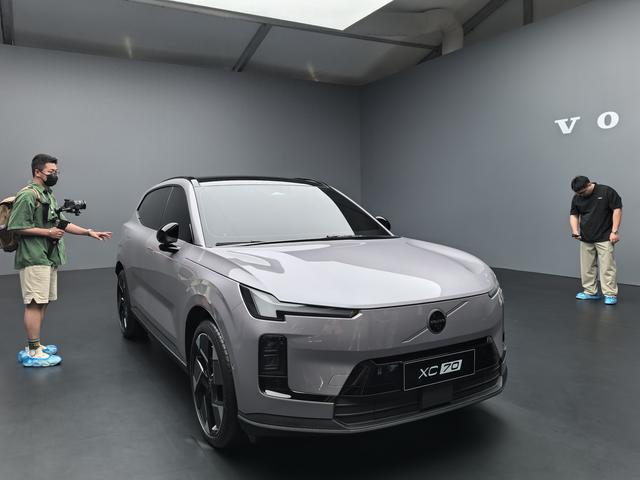 加码混动车市场！沃尔沃发布SMA超级混动架构，该架构首车XC70将于9月上市