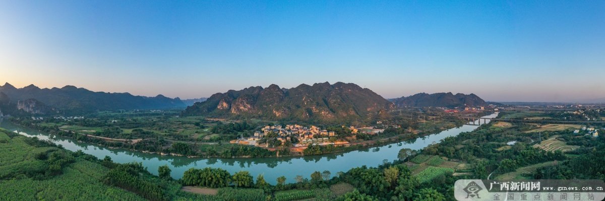 珠連村全景。崇左市民宗委 供圖