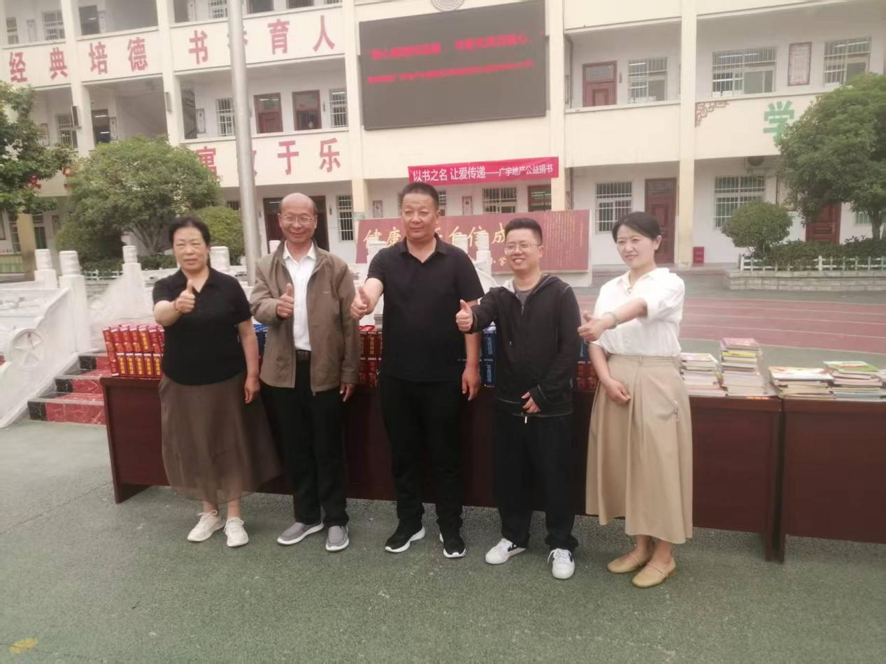 以爱为筏,共赴一场双向奔赴的成长