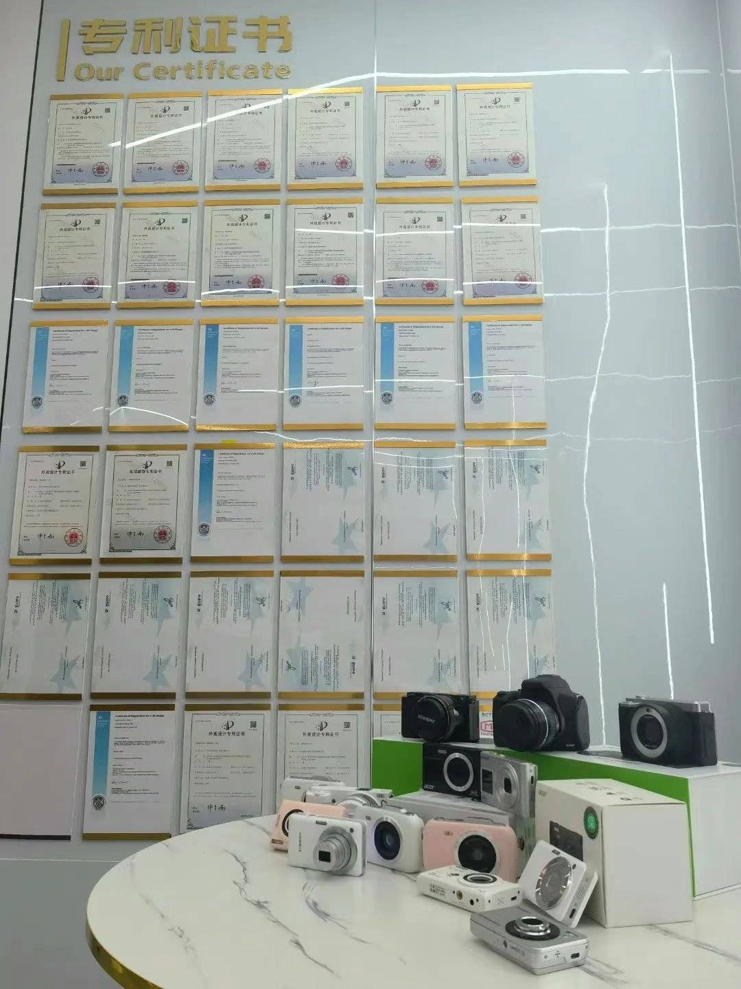 △KOMERY品牌的專利牆。陳姝/攝