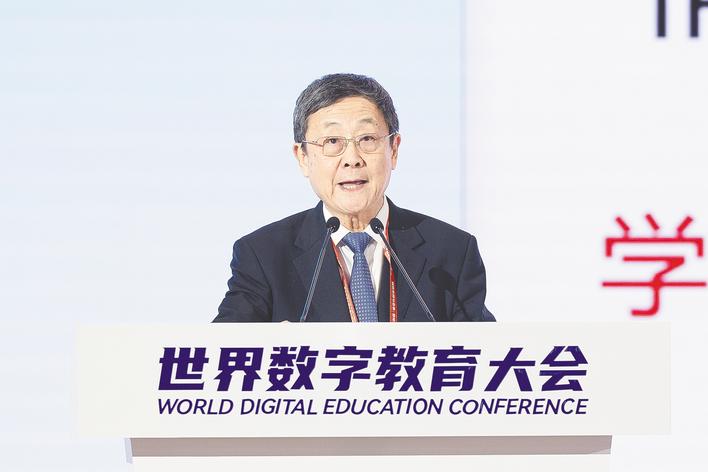 吳建平 中國工程院院士