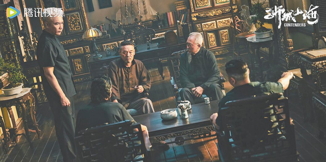 《狮城山海》监制兼编剧郭靖宇接受记者专访。 本报记者 崔家宁摄