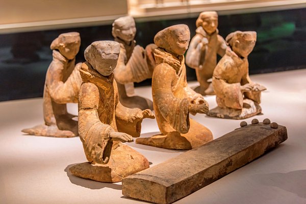 [西漢] 樂舞俑（徐州博物館）