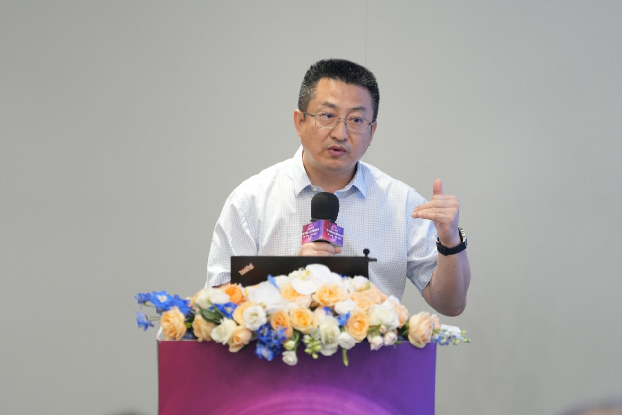 图为联合创始人、董事副总裁、董事会秘书吕枫 郑凯鹏/摄