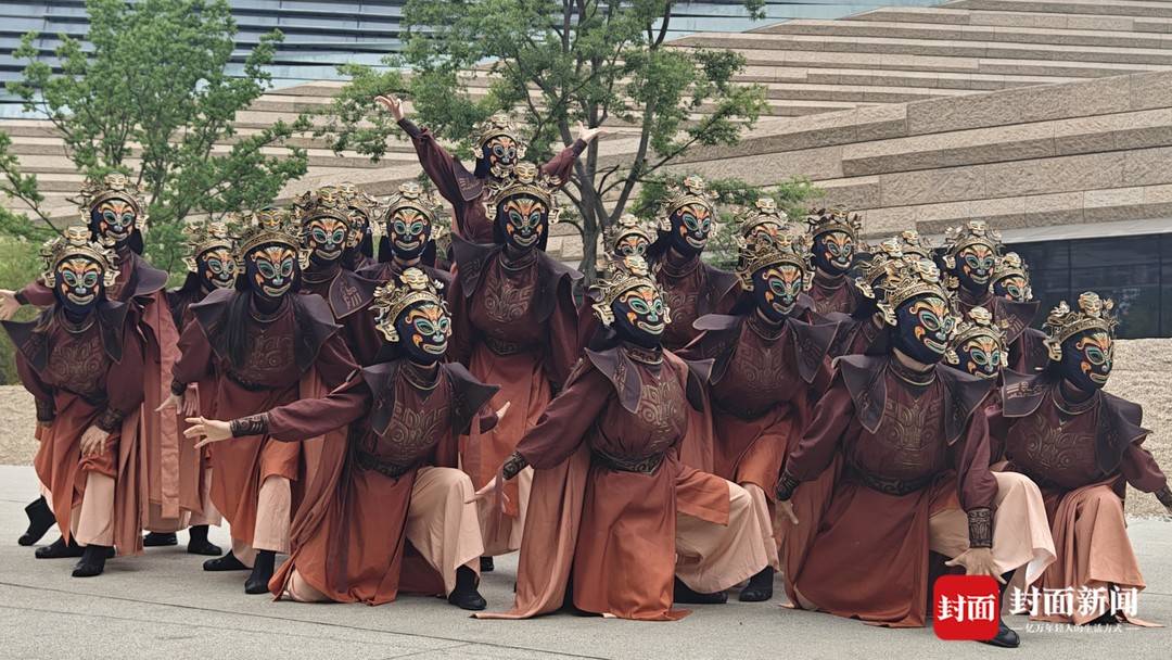 《古蜀天邊行》三星堆博物館首演
