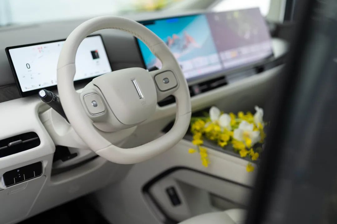 蓝山焕新版上市!魏建军:不会放弃魏牌