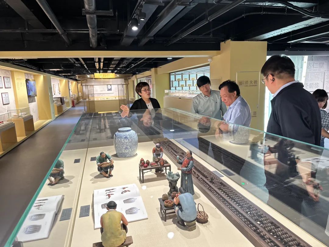 来源：中国医药物资协会