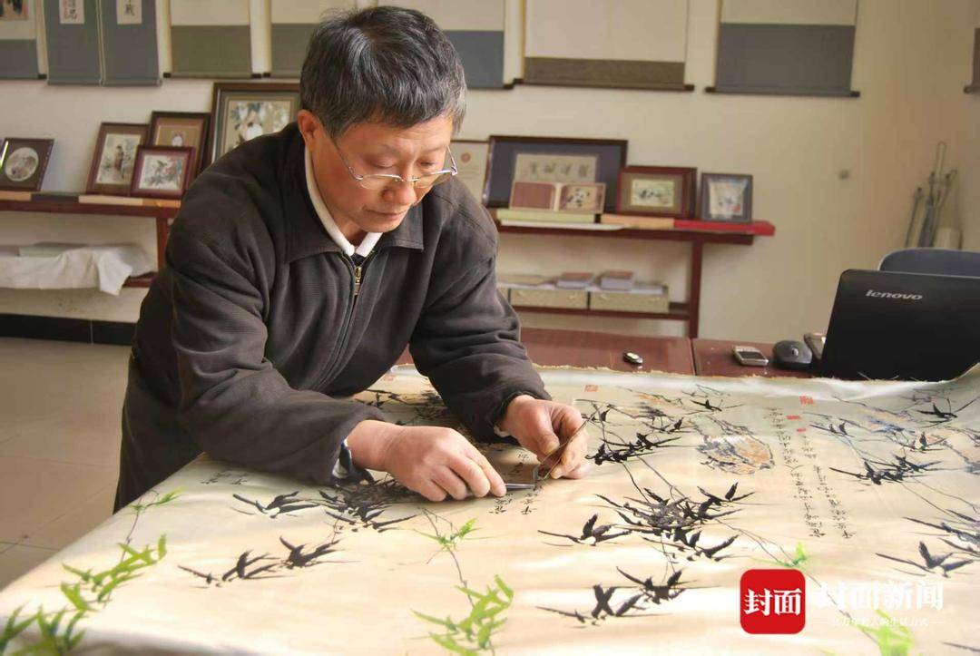 胡光俊一生投身於蜀錦事業
