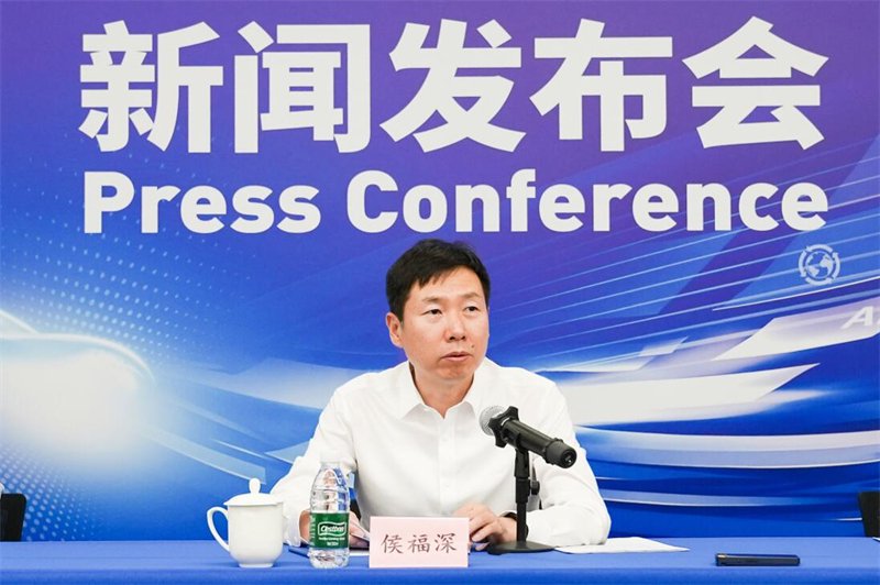 中国汽车工程学会副理事长兼秘书长