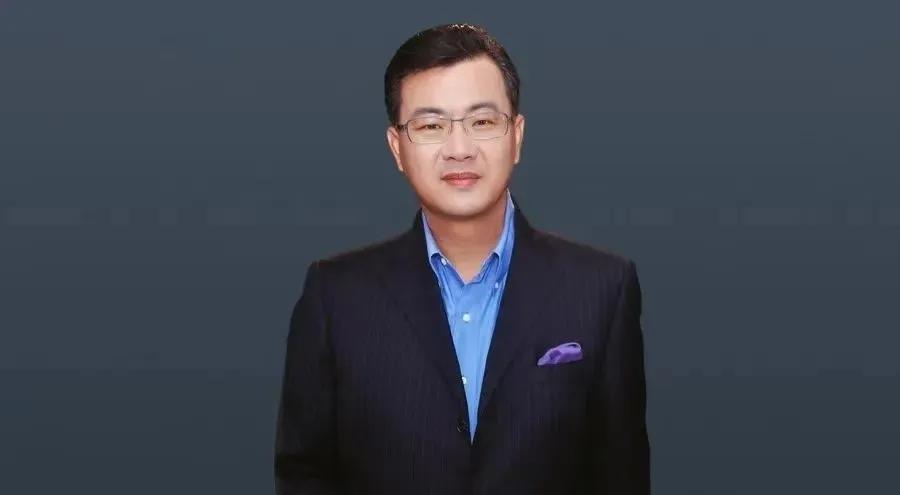 衛哲 嘉禦基金董事長