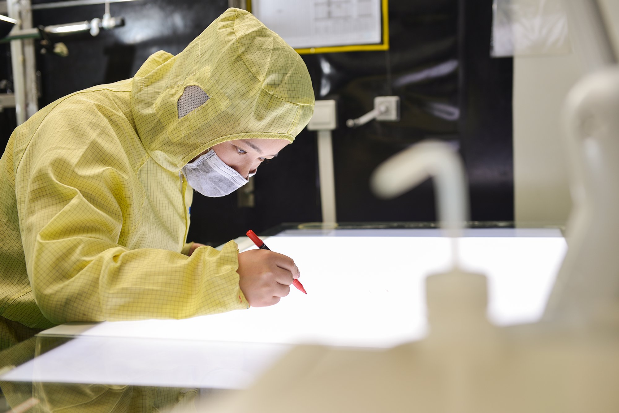 激智科技的生产车间。（企业供图）