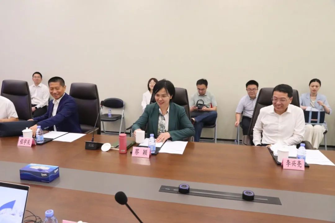 左右滑动查看更多