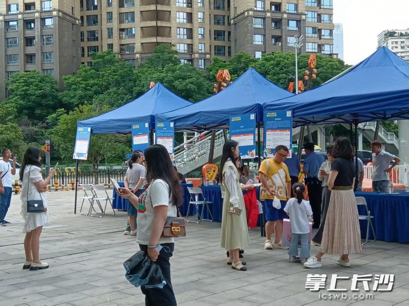 2025年才聚民企职通未来招聘会_招聘会_长沙天心区民营企业招聘会