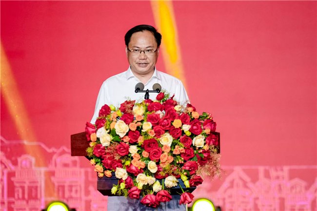 图二 具荣海书记致辞
