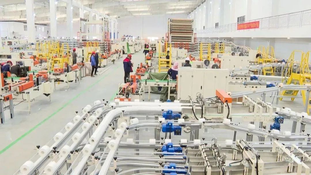 中顺洁柔（云浮）纸业有限公司生产车间