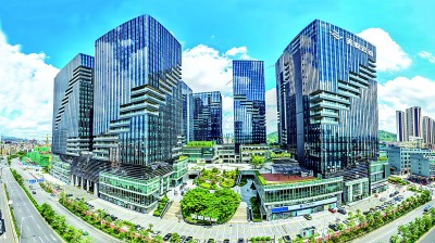     位于深圳龙岗大运片区的天安云谷，已纳入全市人工智能园区规划，正重点培育人工智能全链条产业生态。资料图片