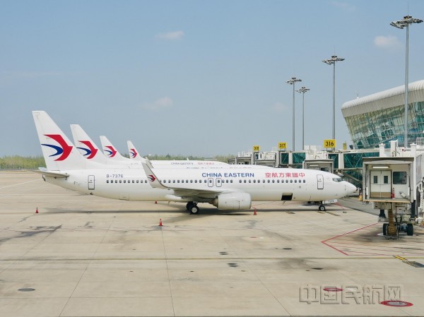 天河机场的东航武汉公司机队