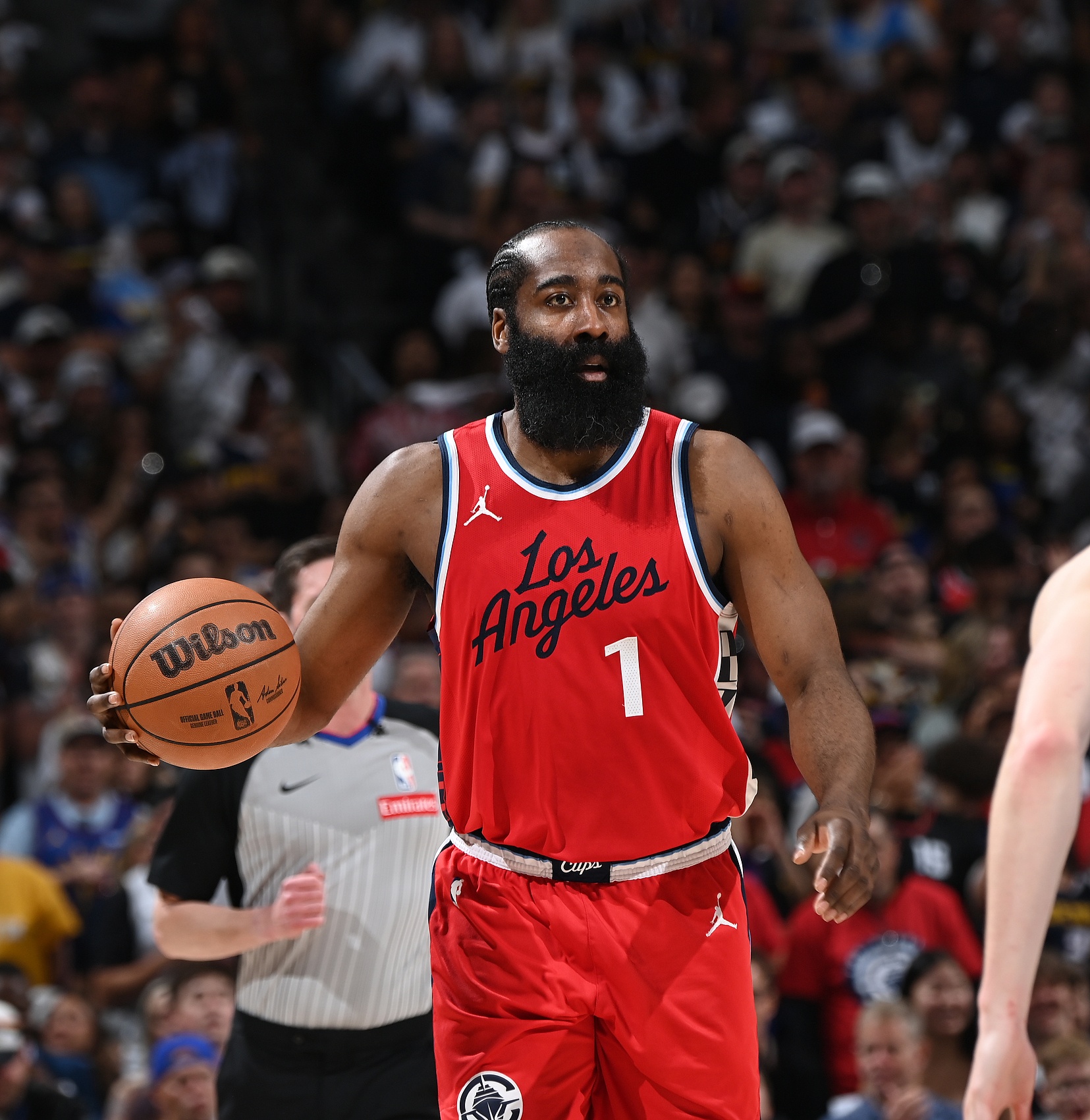 弗兰克：哈登是我们首要任务 我们非常希望他留队 并且长留于此