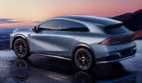 小鹏新车发布在即，何小鹏晒“杀手”海报：小鹏G7，会很猛！