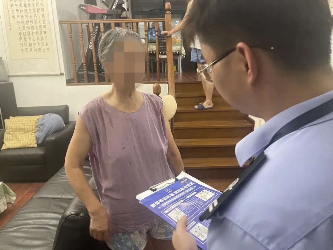 电诈再强也怕断网:杭州一老奶奶遇手机“失控”立即关机、拔卡,保住 140 万存款
