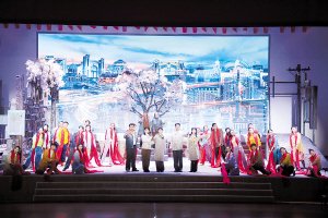 龙江剧《人世间》
省内巡演掀观演热潮