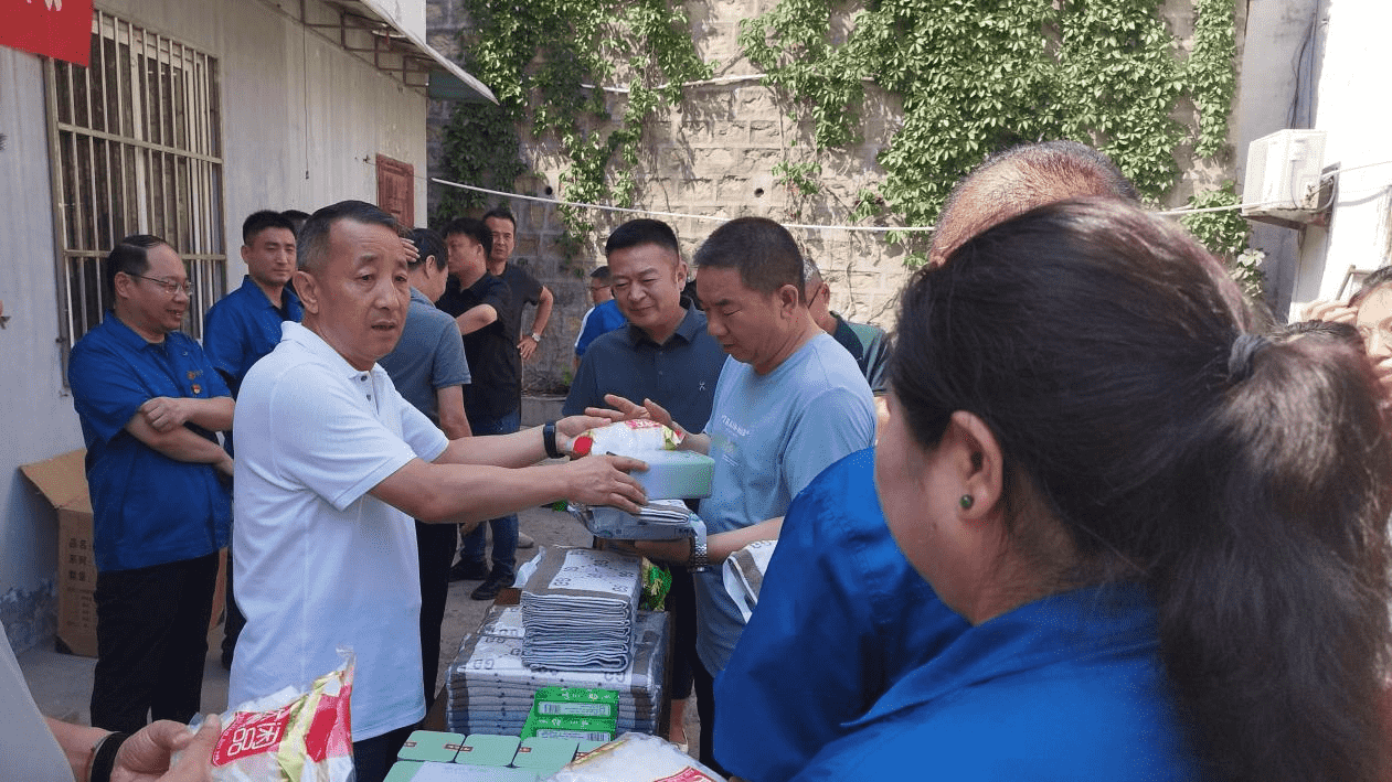 图为活动现场 李鑫摄